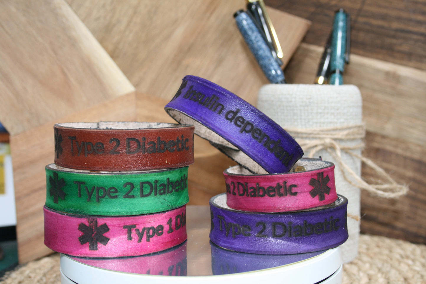 Medic alert leather bracelet insulin dependent
