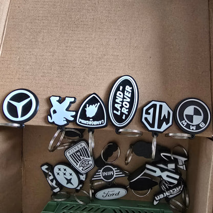 3D-Printed Car Badge Key Ring – Black & White Edition