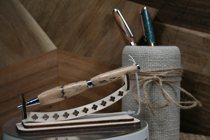 Hand-Turned Elm Ballpoint Pen – Timeless Craft in Your Hands