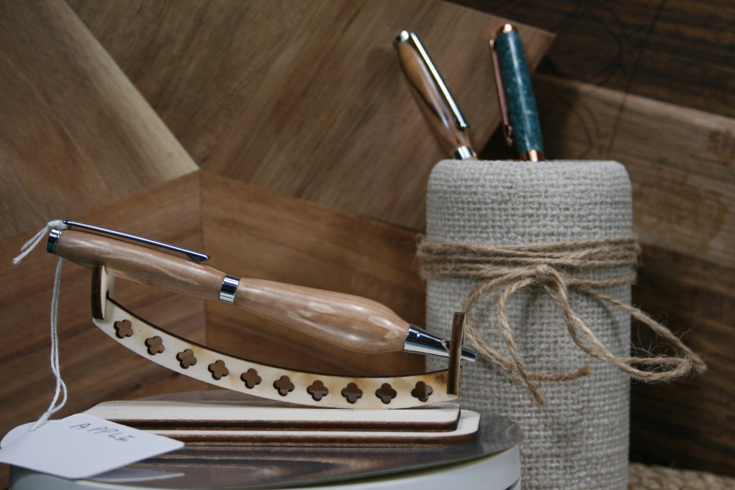 Slimline Apple Ballpoint Pen – Nature’s Simplicity with Sleek Precision